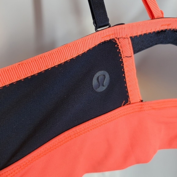 Lululemon Flip Your Dog Bra - Picture 3 of 12